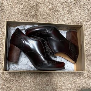 Clarks Cieta Brine / Oxford Shoes  size 7